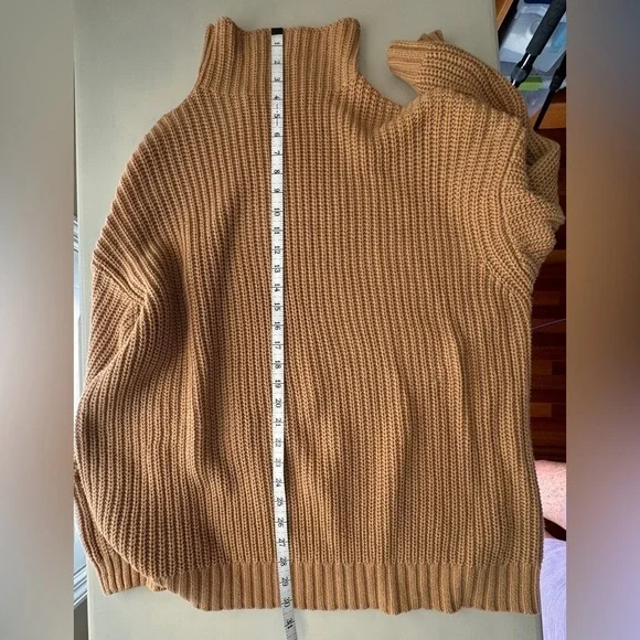 American Eagle Brown Sweater - Picture 12 of 13